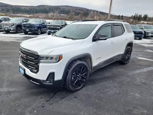 2022 GMC Acadia AWD SLT