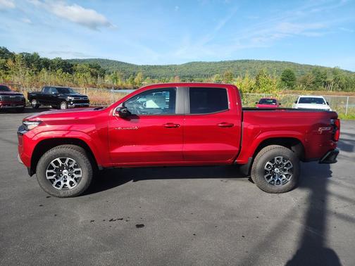 Radiant Red Tintcoat 2026 Chevrolet Colorado Z71