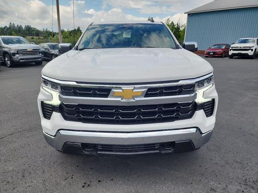 Summit White 2026 Chevrolet Silverado 1500 LT