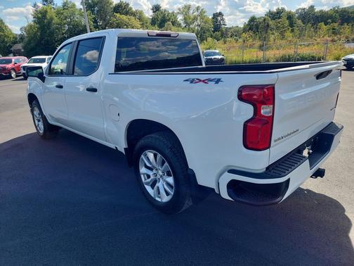 2020 Chevrolet Silverado 1500 Custom