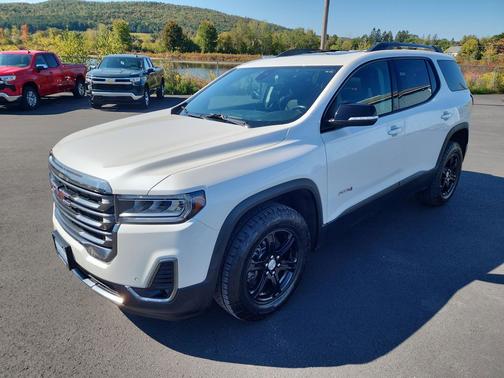 2021 GMC Acadia AWD AT4