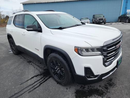 2023 GMC Acadia AWD AT4