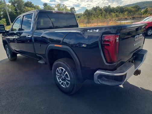 2026 GMC Sierra 2500 SLT