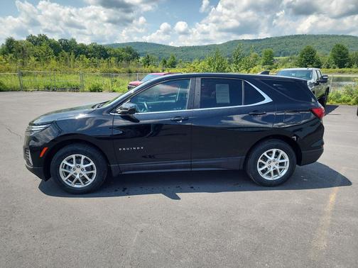 Mosaic Black Metallic 2024 Chevrolet Equinox 1LT