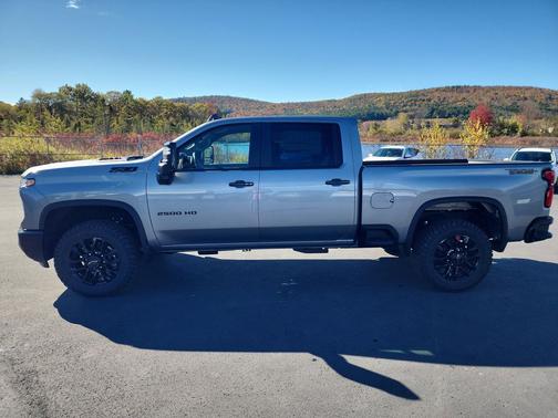 2026 Chevrolet Silverado 2500 LT