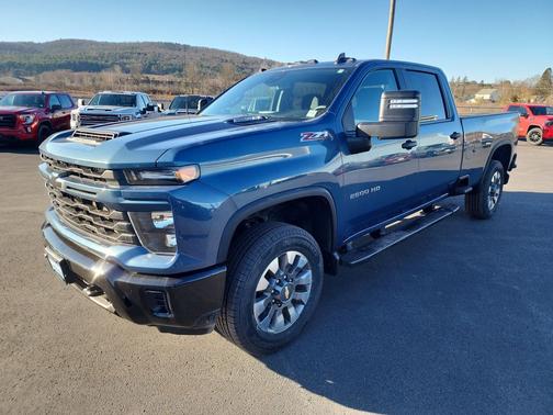 2024 Chevrolet Silverado 2500 Custom