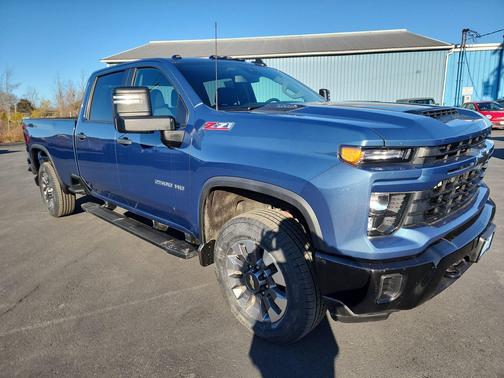 2024 Chevrolet Silverado 2500 Custom