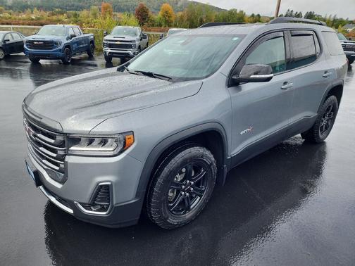 2023 GMC Acadia AWD AT4