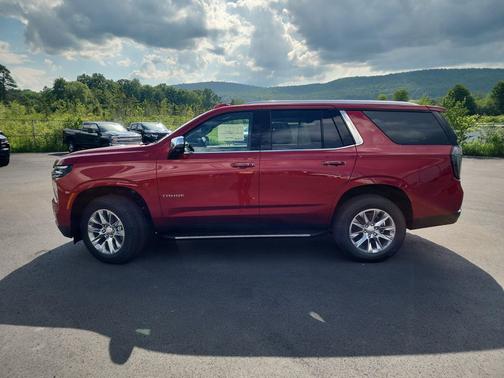 Radiant Red Tintcoat 2026 Chevrolet Tahoe Premier