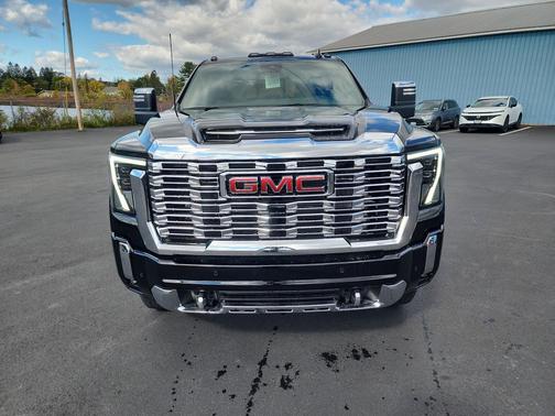 2026 GMC Sierra 2500 Denali