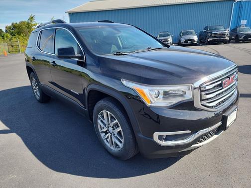 2018 GMC Acadia SLE-2