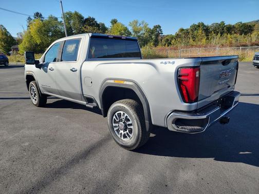 2026 GMC Sierra 2500 SLT