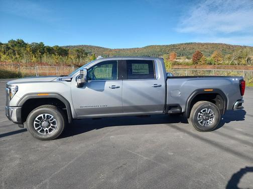 2026 GMC Sierra 2500 SLT