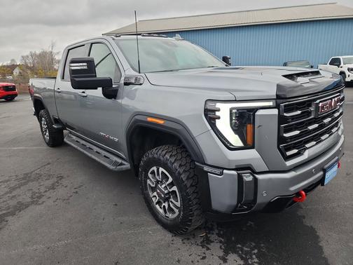 2024 GMC Sierra 2500 AT4