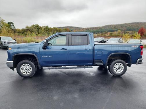 2024 Chevrolet Silverado 2500 LT