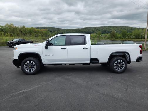 2025 Chevrolet Silverado 2500 Custom