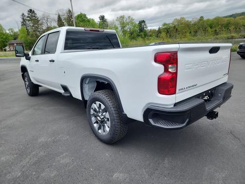 2025 Chevrolet Silverado 2500 Custom