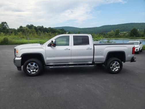 2019 GMC Sierra 2500 SLT
