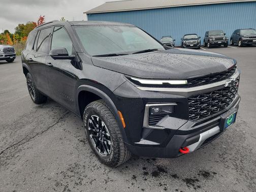 Mosaic Black Metallic 2024 Chevrolet Traverse AWD Z71