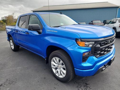 2025 Chevrolet Silverado 1500 Custom