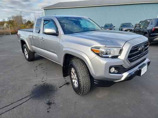 2018 Toyota Tacoma SR5
