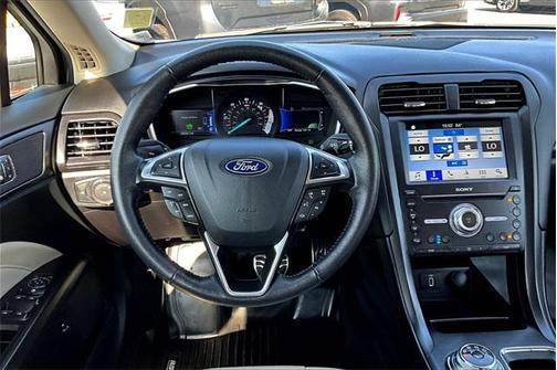 2018 Ford Fusion Hybrid Titanium