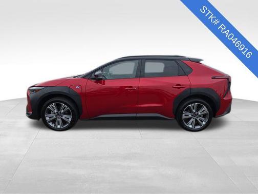 2024 Subaru Solterra Touring