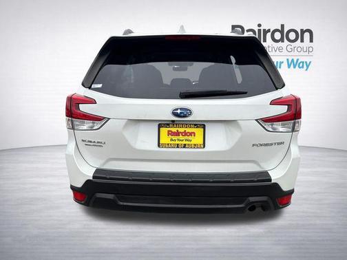 Crystal White Pearl 2021 Subaru Forester Premium