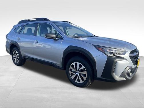 2025 Subaru Outback Base