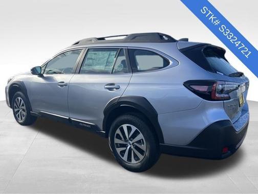 2025 Subaru Outback Base