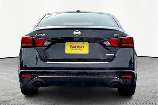 2021 Nissan Altima SR VC-Turbo FWD
