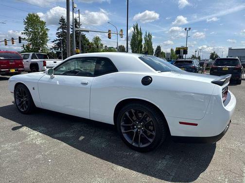 White Knuckle Clearcoat 2023 Dodge Challenger R/T Scat Pack