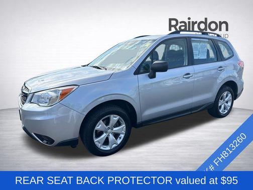 Ice Silver Metallic 2015 Subaru Forester 2.5i