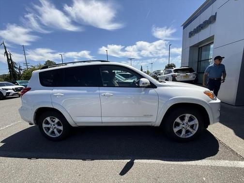 2011 Toyota RAV4 Limited