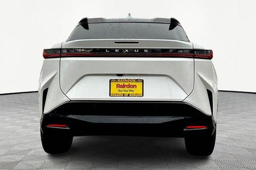 2023 Lexus RZ 450e Luxury