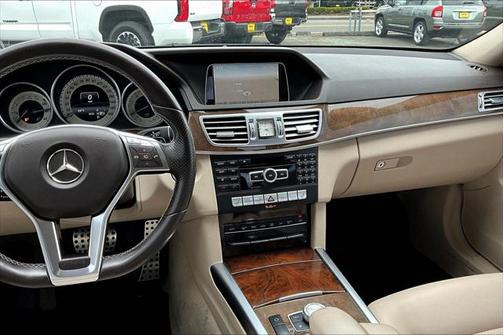 2014 Mercedes-Benz E-Class 4MATIC