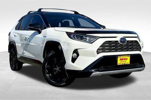 2020 Toyota RAV4 Hybrid SE