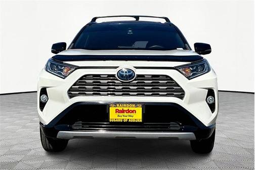 2020 Toyota RAV4 Hybrid SE