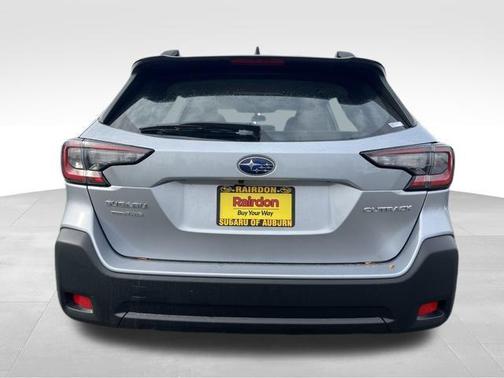 2025 Subaru Outback Base