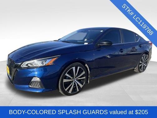 2020 Nissan Altima SR FWD