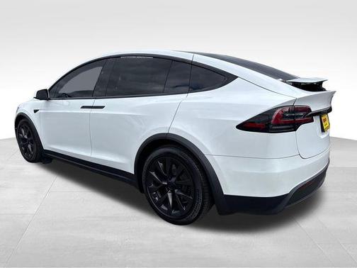 2023 Tesla Model X Base