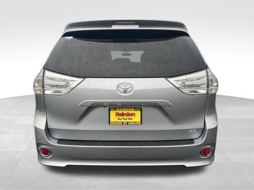 2017 Toyota Sienna SE