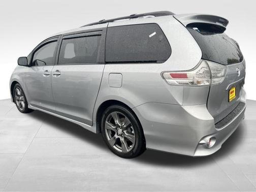 2017 Toyota Sienna SE