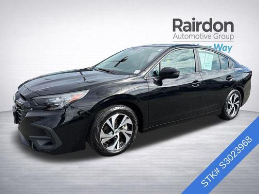 Crystal Black Silica 2025 Subaru Legacy Premium