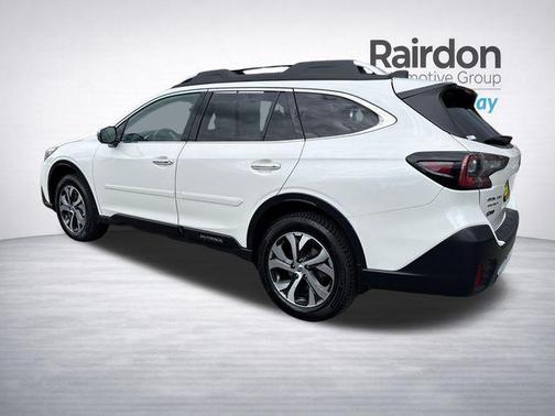 Crystal White Pearl 2020 Subaru Outback Touring XT