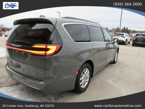 2022 Chrysler Pacifica Touring-L