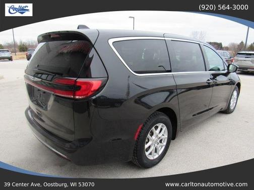 2023 Chrysler Pacifica Touring-L