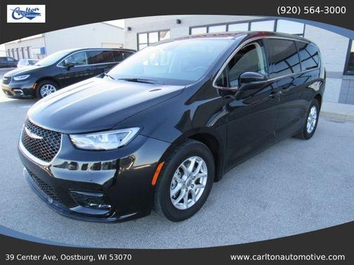 2023 Chrysler Pacifica Touring-L