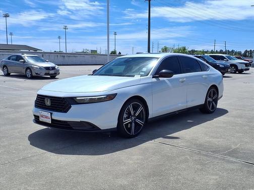 Platinum White Pearl 2024 Honda Accord Hybrid