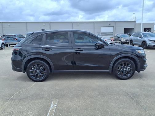 Crystal Black Pearl 2023 Honda HR-V
